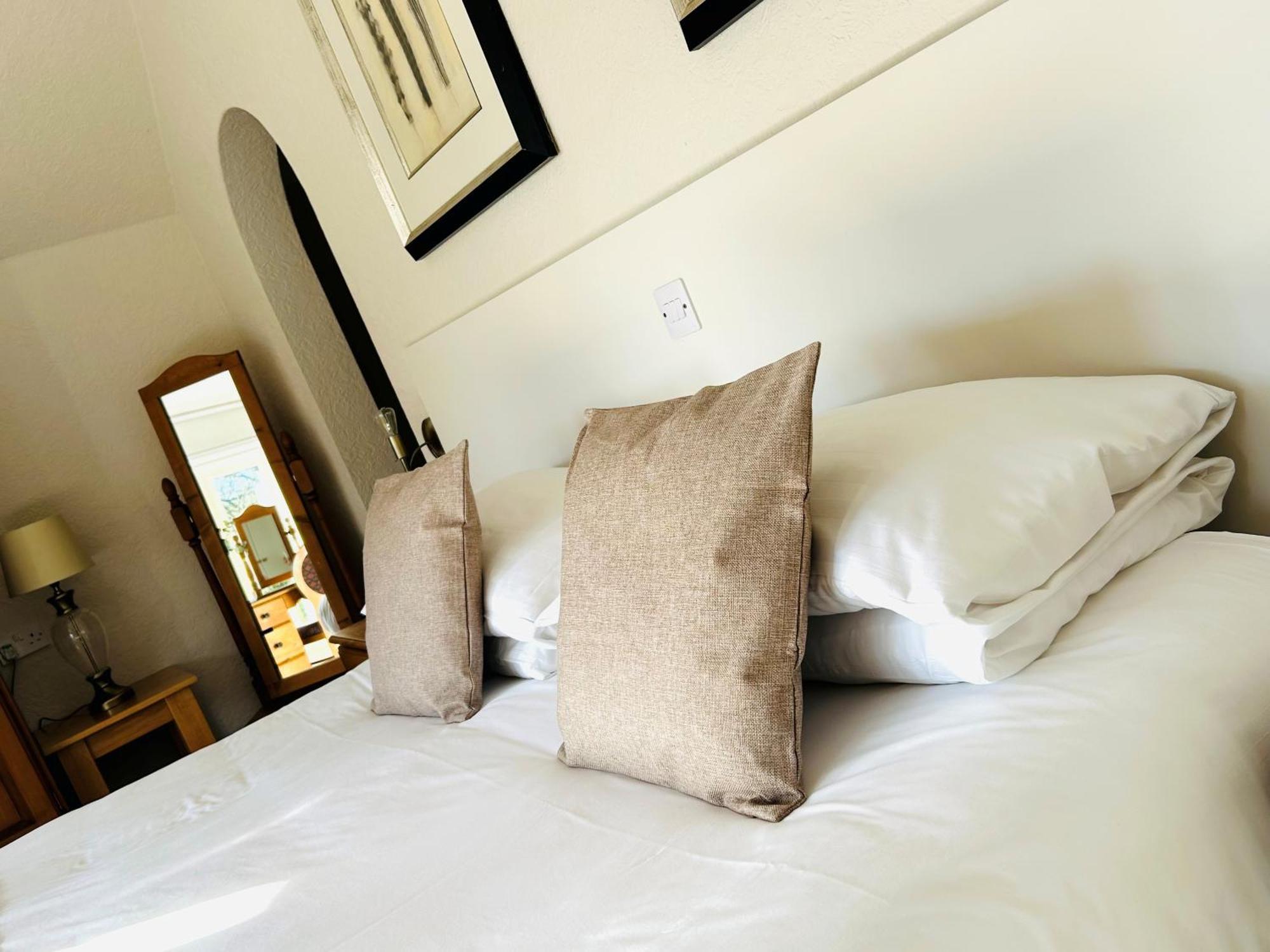 The Bentley Brook Inn Ashbourne  Exteriör bild